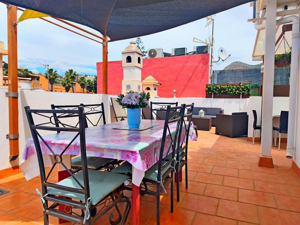 Balcony/Terrace, Dining area