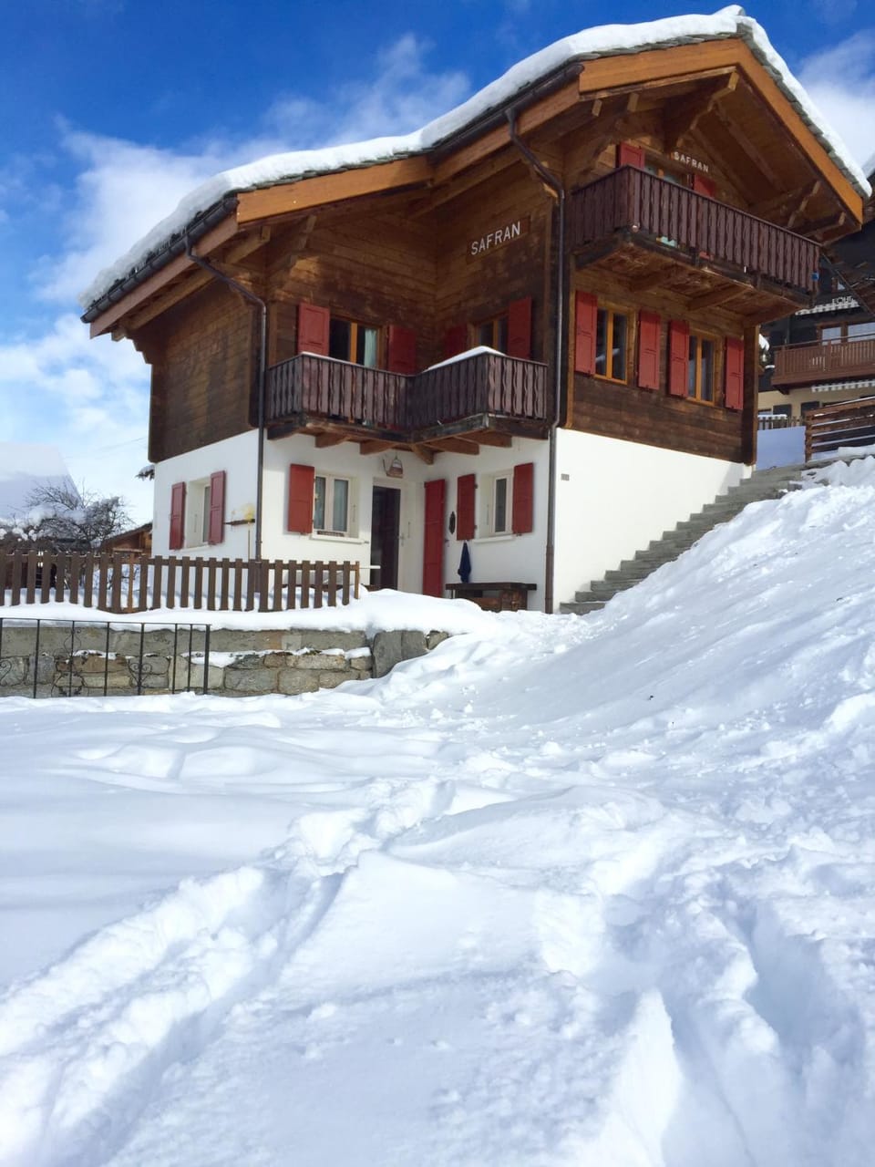 Property building, Winter
