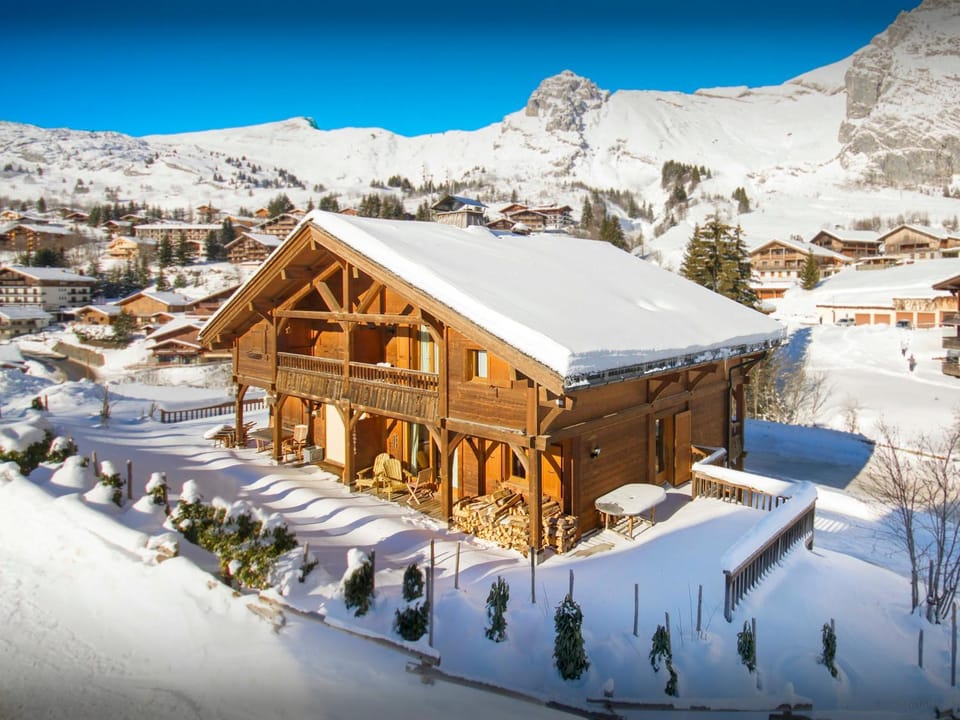 Property building, Natural landscape, Winter, Mountain view