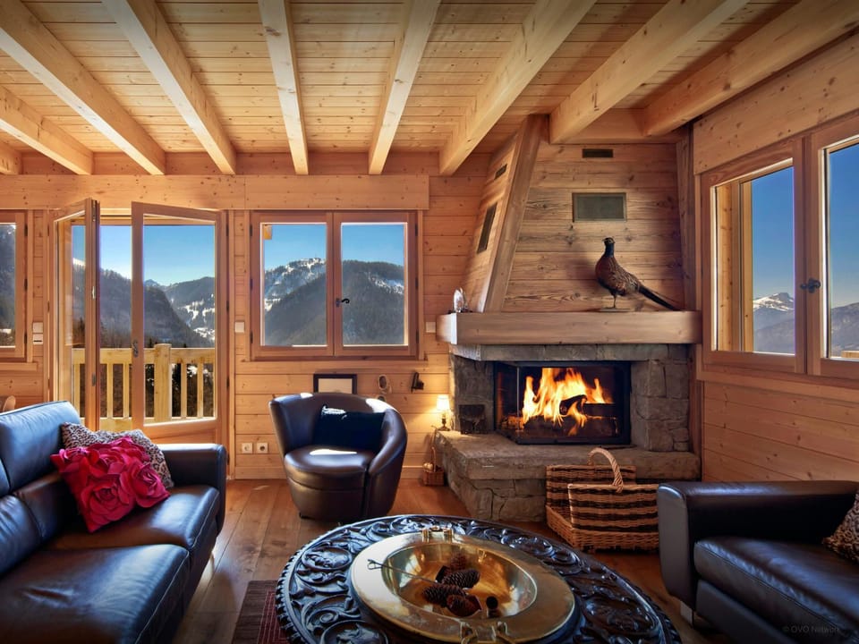 Living room, Seating area, Mountain view