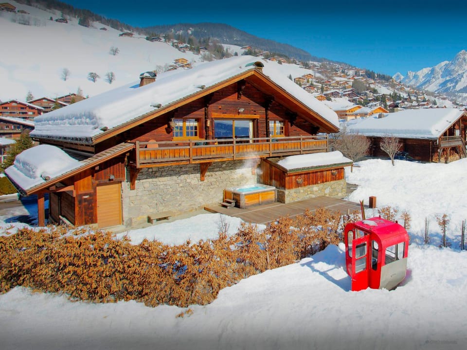 Property building, Winter