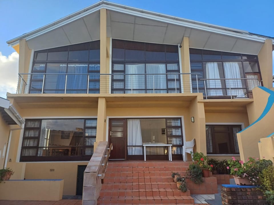 Property building, Patio, Day, View (from property/room), Balcony/Terrace