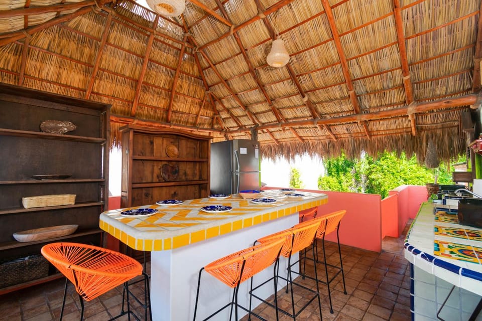 BBQ facilities, Kitchen or kitchenette, Dining area