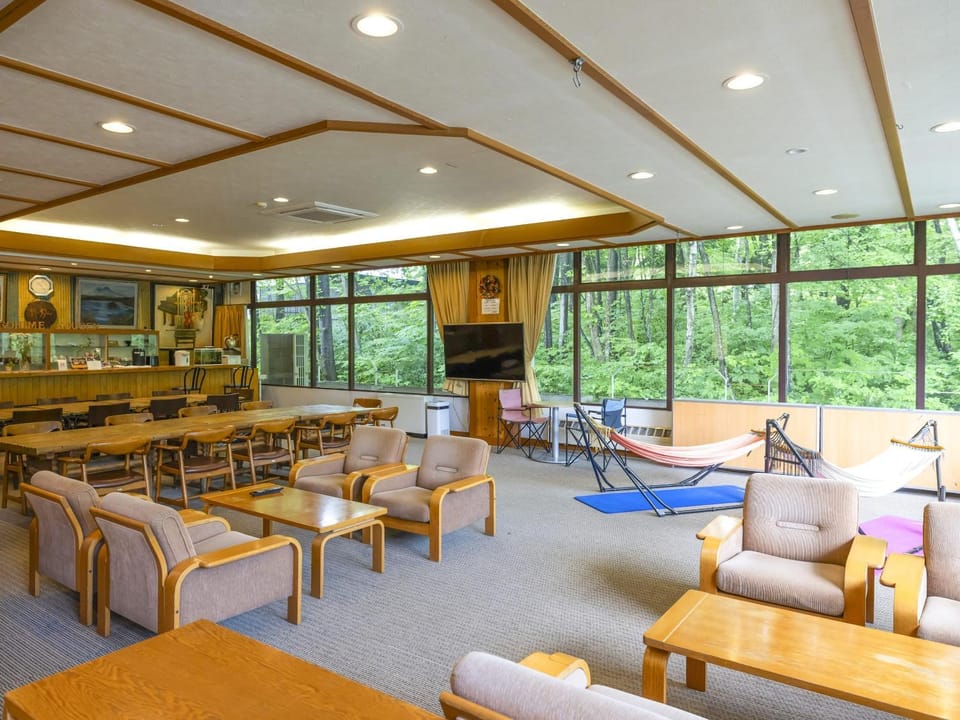 Communal lounge/ TV room