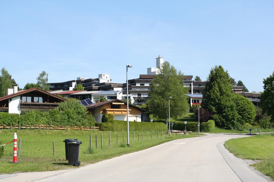 Neighbourhood, Natural landscape