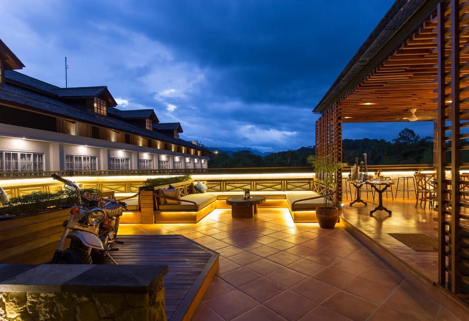 Balcony/Terrace, Lounge or bar, Mountain view, Entertainment, Family