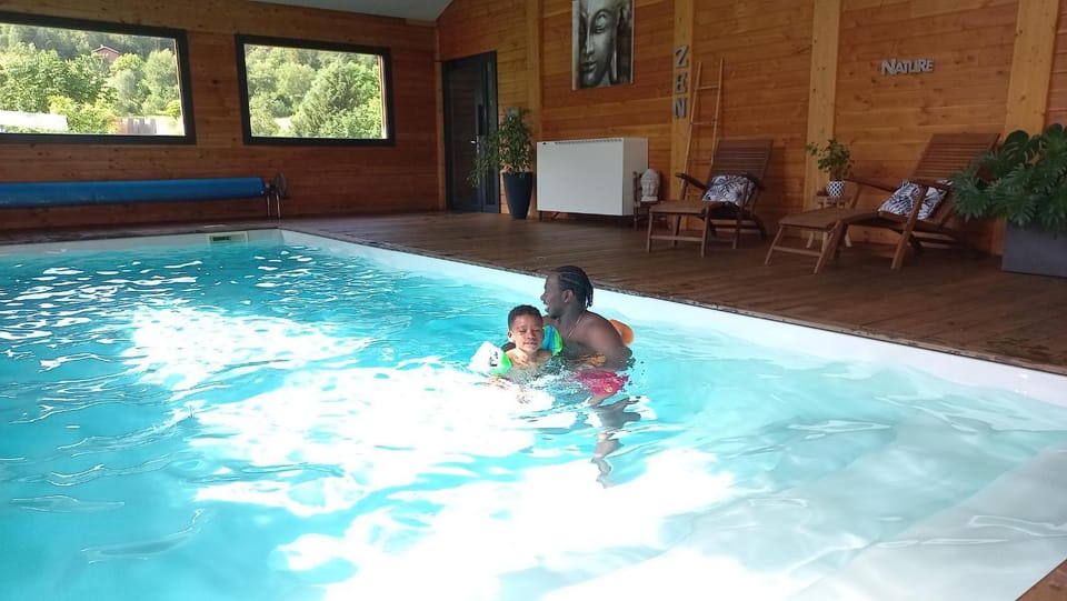 People, Natural landscape, Guests, Pool view, Swimming pool, children, group of guests, sunbed