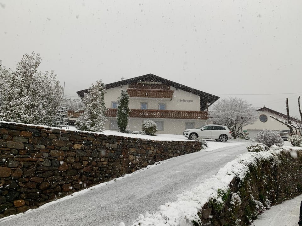 Property building, Winter