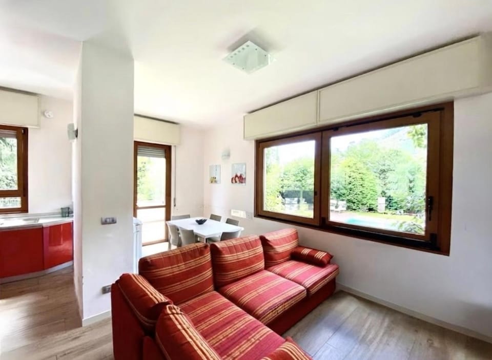 Vittoria Residence Apartment in Dongo