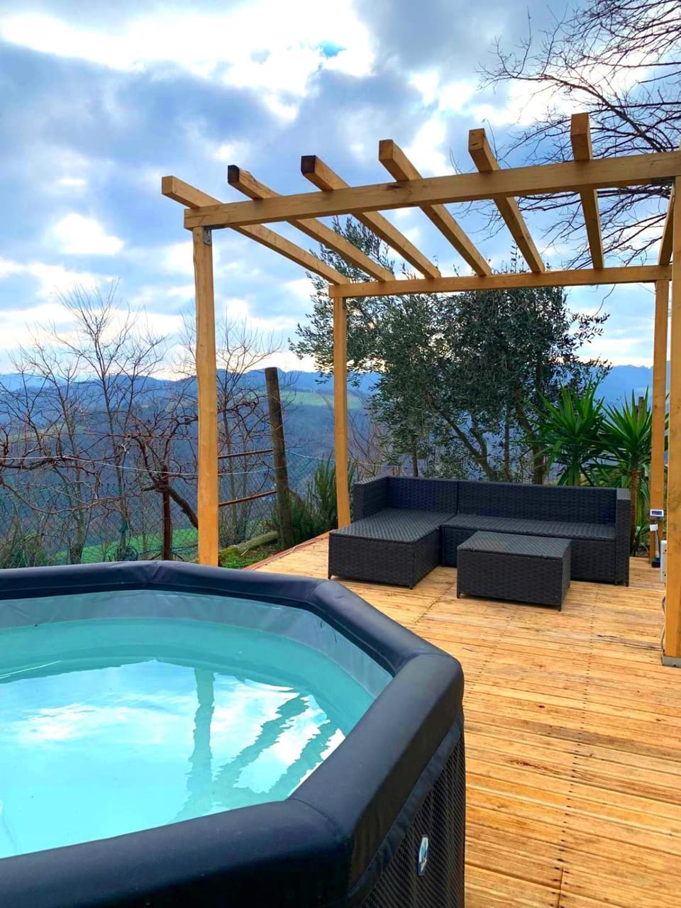 Natural landscape, Hot Tub, Swimming pool