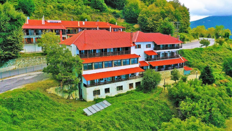 Property building, Day, Natural landscape