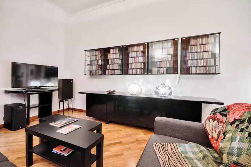 Library, TV and multimedia, Living room