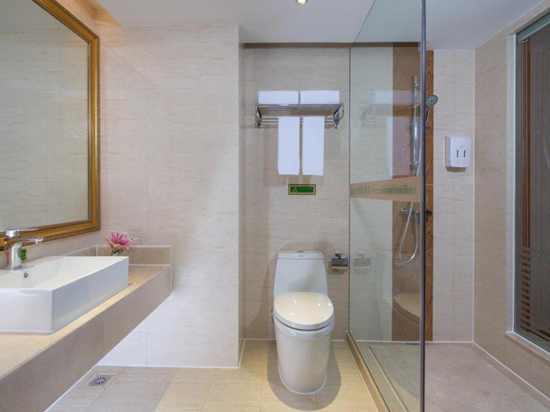 Vienna International Hotel Shenzhen Caopu Jindaotian Hotel in Shenzhen