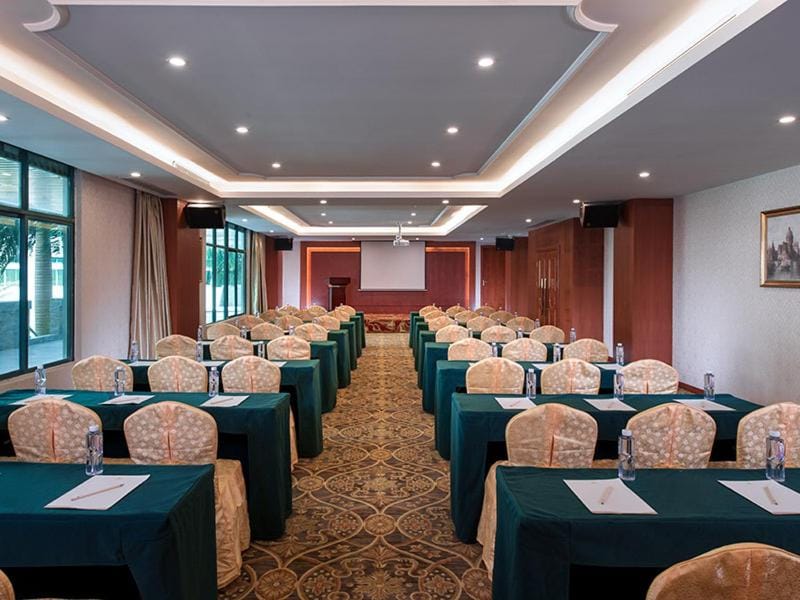 Vienna 3 Best Hotel Shenzhen Pinghu Fumin Road Hotel in Shenzhen