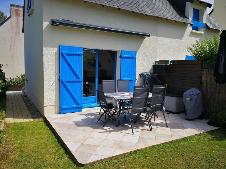Inner courtyard view