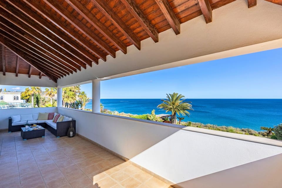 Day, Natural landscape, View (from property/room), Balcony/Terrace, Pool view, Sea view