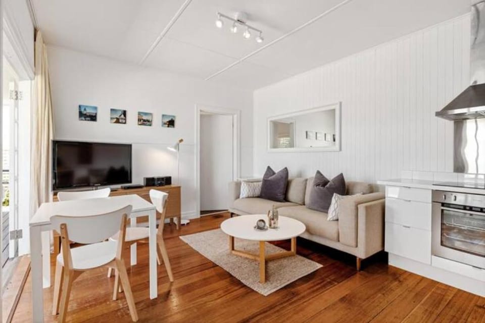 Sorrento Beach Cottages No.1 - in the heart of Sorrento House in Melbourne Road