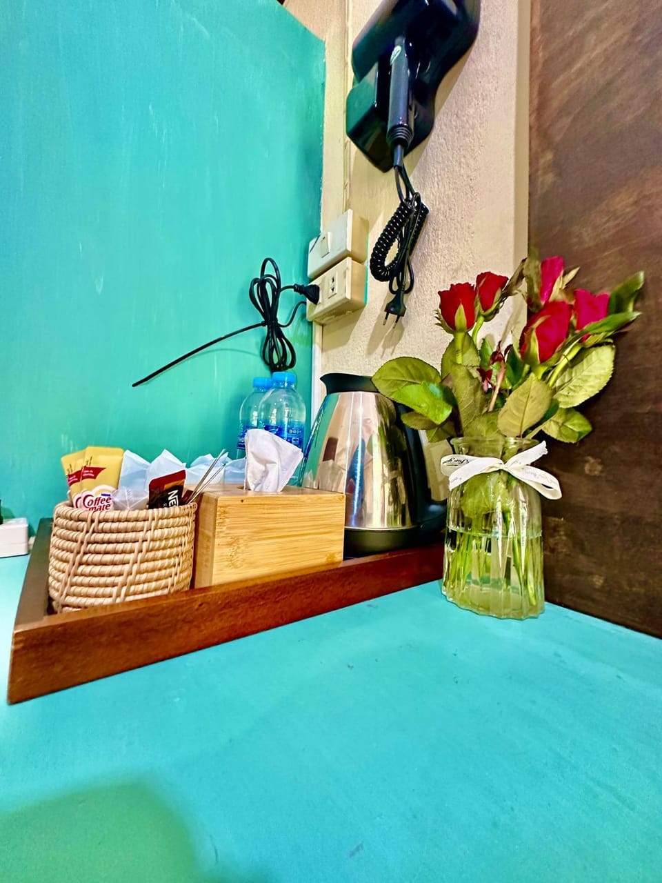 Coffee/tea facilities, Area and facilities