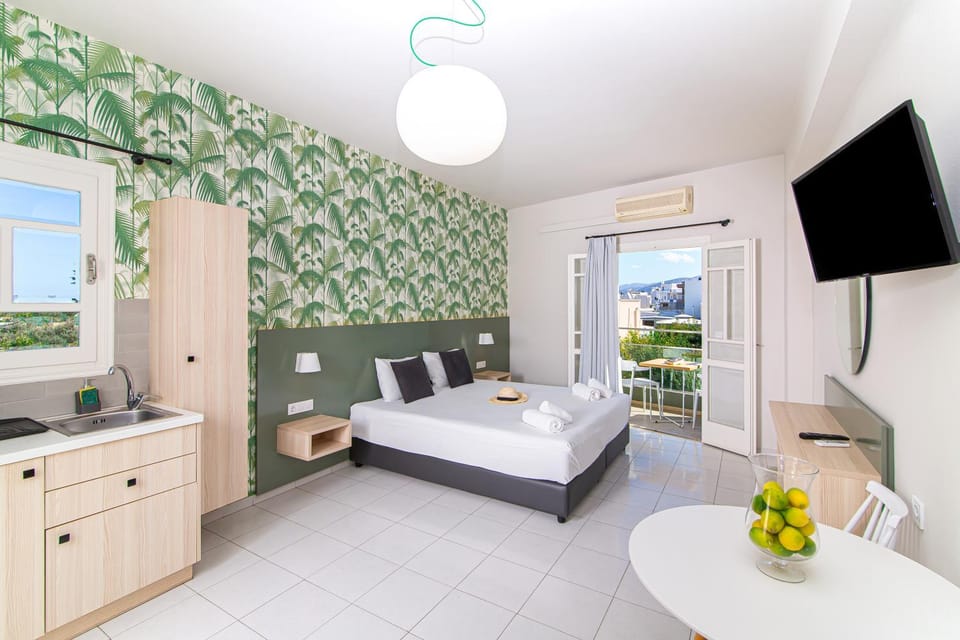 Sunshine Studios Apartment in Malia, Crete