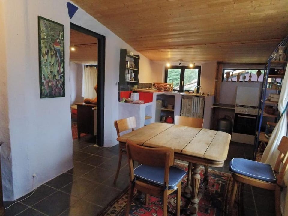 Gites de la Pyramide Country House in Bourgogne-Franche-Comté