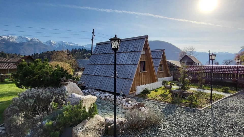 Property building, Natural landscape, Garden view, Mountain view