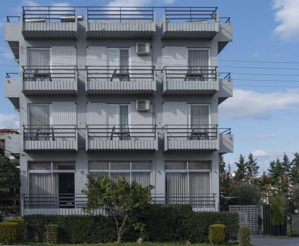 Property building, Facade/entrance