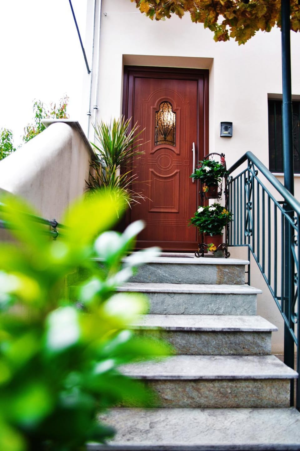 Facade/entrance