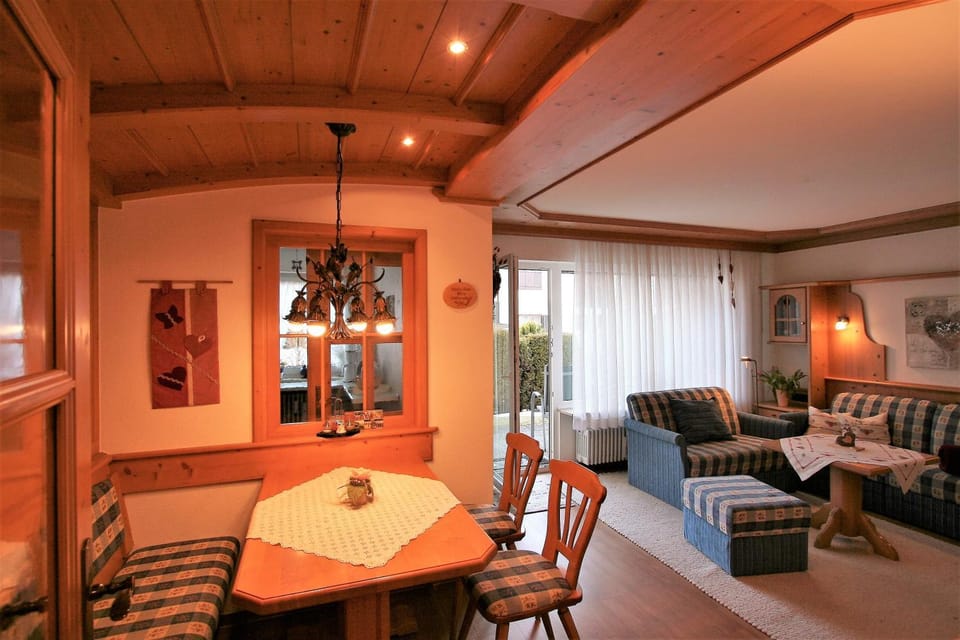 TV and multimedia, Balcony/Terrace, Living room, Dining area
