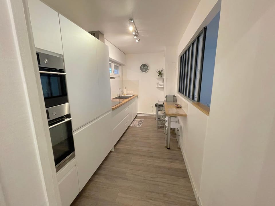 Kitchen or kitchenette, Decorative detail, Food