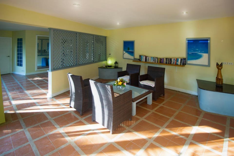 Living room, Seating area, Garden view