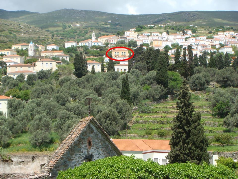 Neighbourhood, Natural landscape