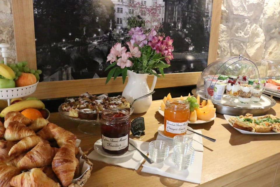 Breakfast, Buffet breakfast