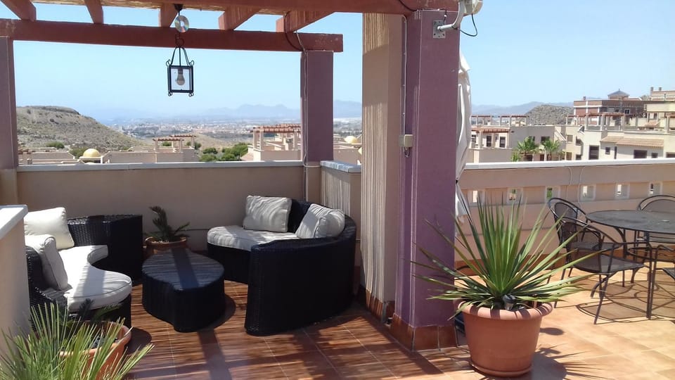 Balcony/Terrace, Balcony/Terrace