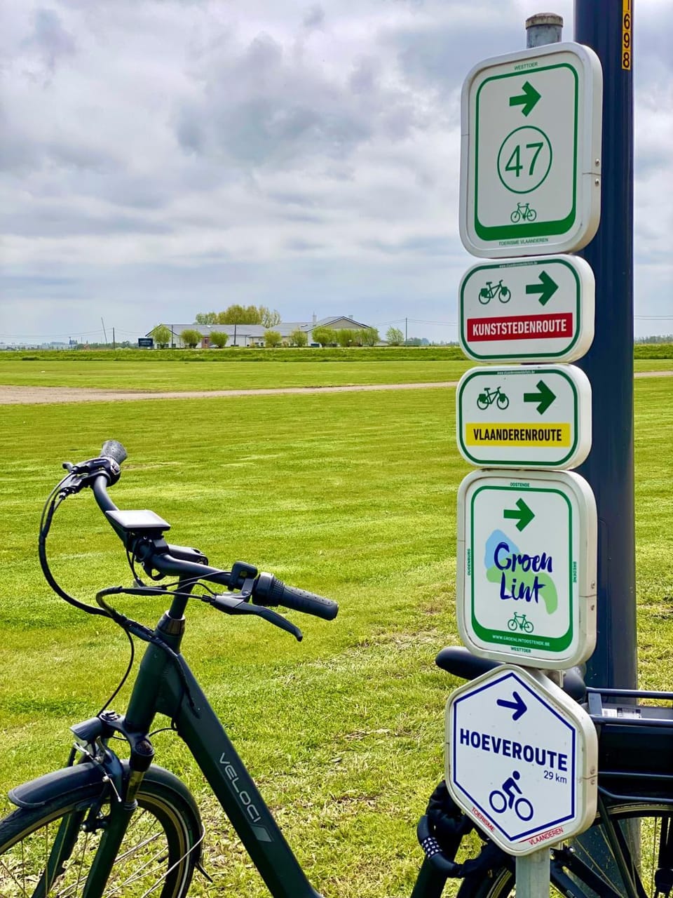 Natural landscape, Cycling, Cycling, Area and facilities