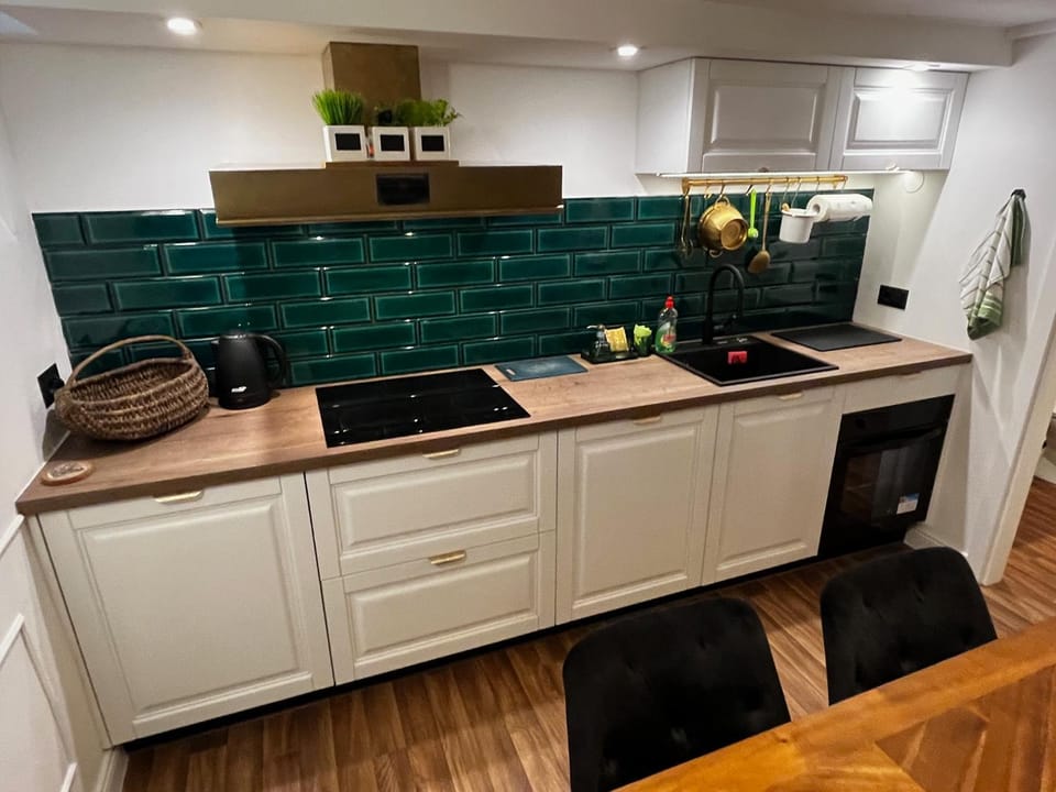 oven, stove, kitchen