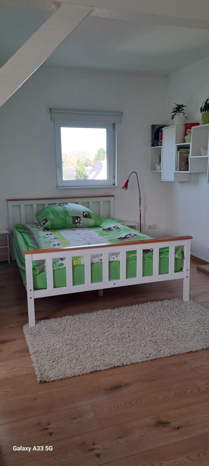 Property building, Bed