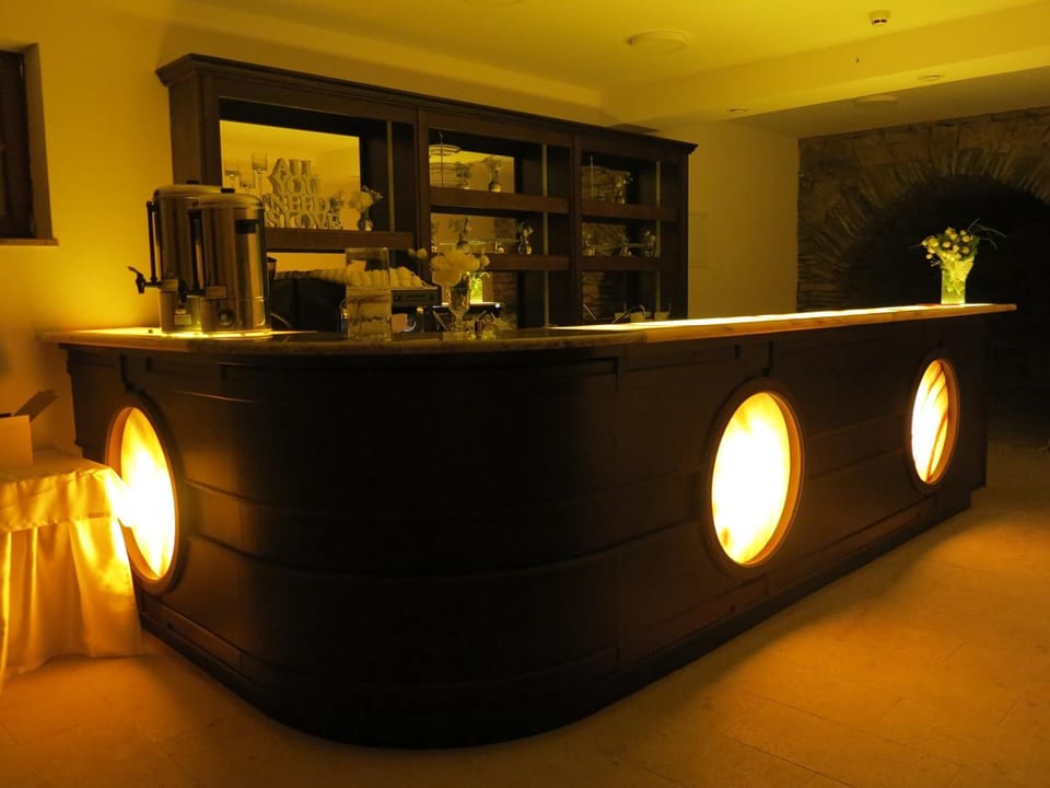 Lounge or bar