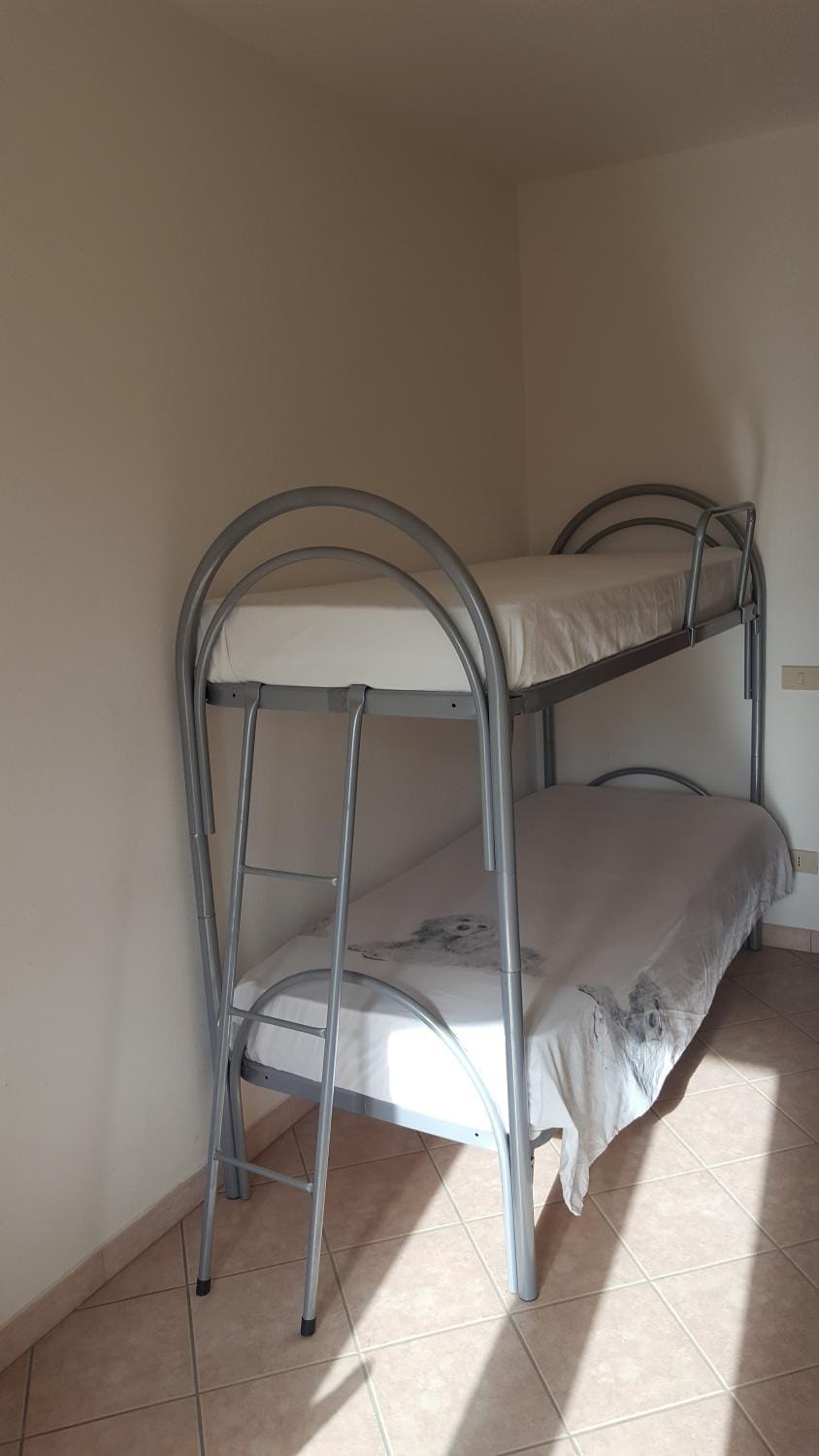 bunk bed