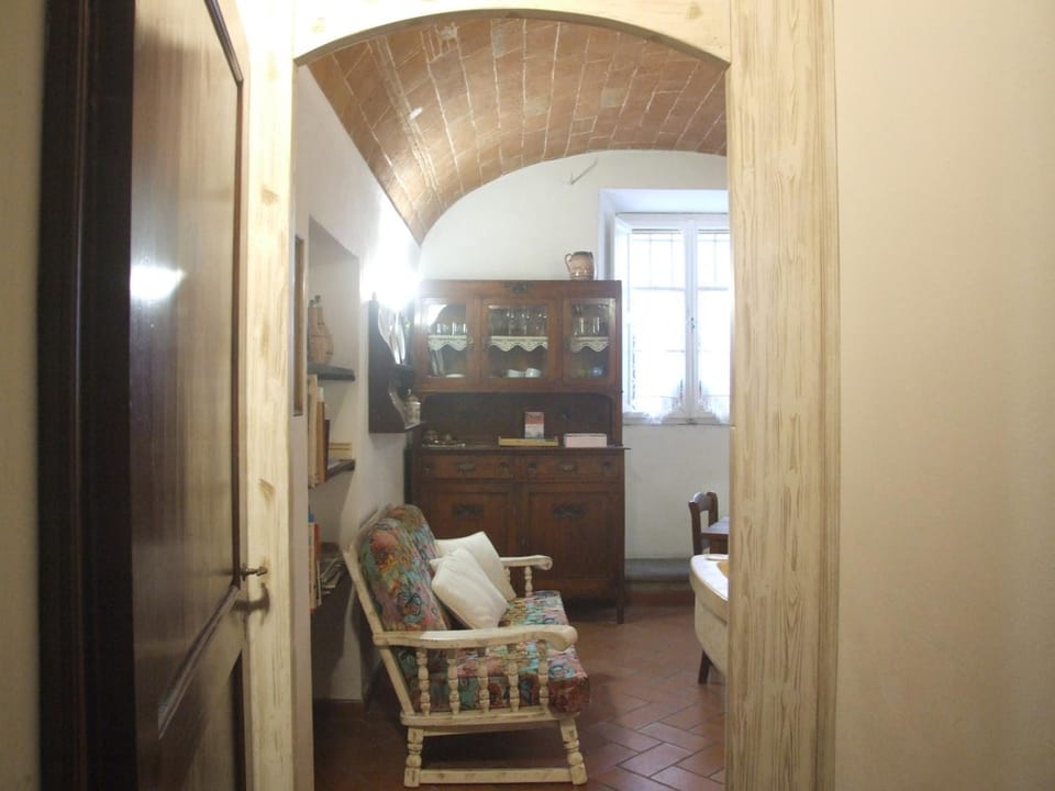 Kitchen or kitchenette, Living room, Photo of the whole room, Dining area
