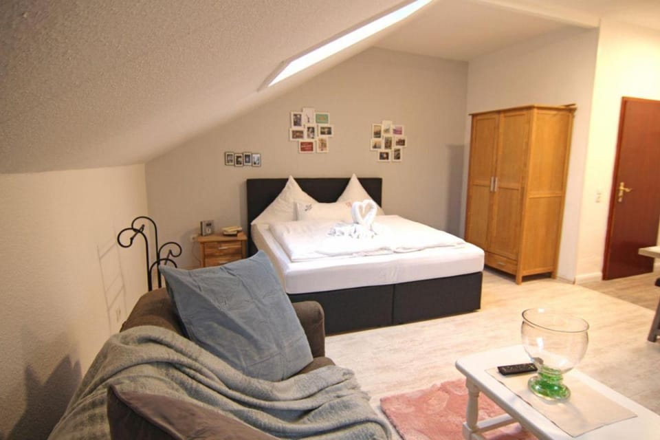 Kapitaenshaus-Lassen-Zimmer-Miss-Marple Bed and Breakfast in Westerland