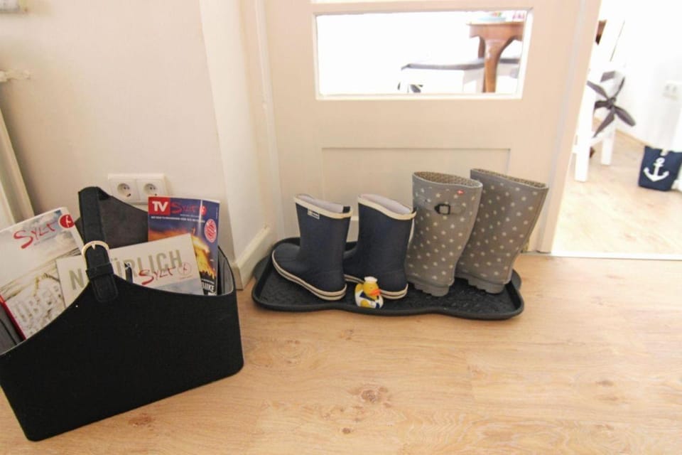 Kapitaenshaus-Lassen-Zimmer-Kapitaen-Blaubaer Bed and Breakfast in Westerland