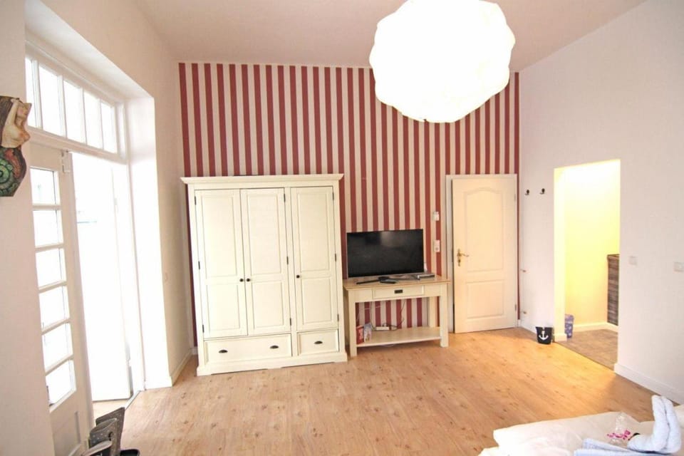 Kapitaenshaus-Lassen-Zimmer-Kapitaen-Blaubaer Bed and Breakfast in Westerland