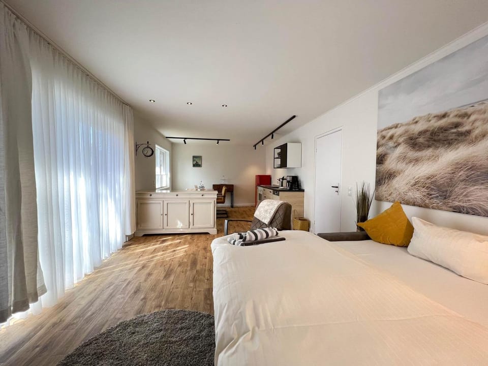 Kapitaenshaus-Lassen-Zimmer-Atlantis Bed and Breakfast in Westerland