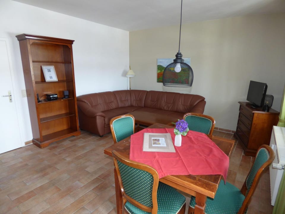 Villa-Loni-Ferienwohnung-7 Villa in Sellin