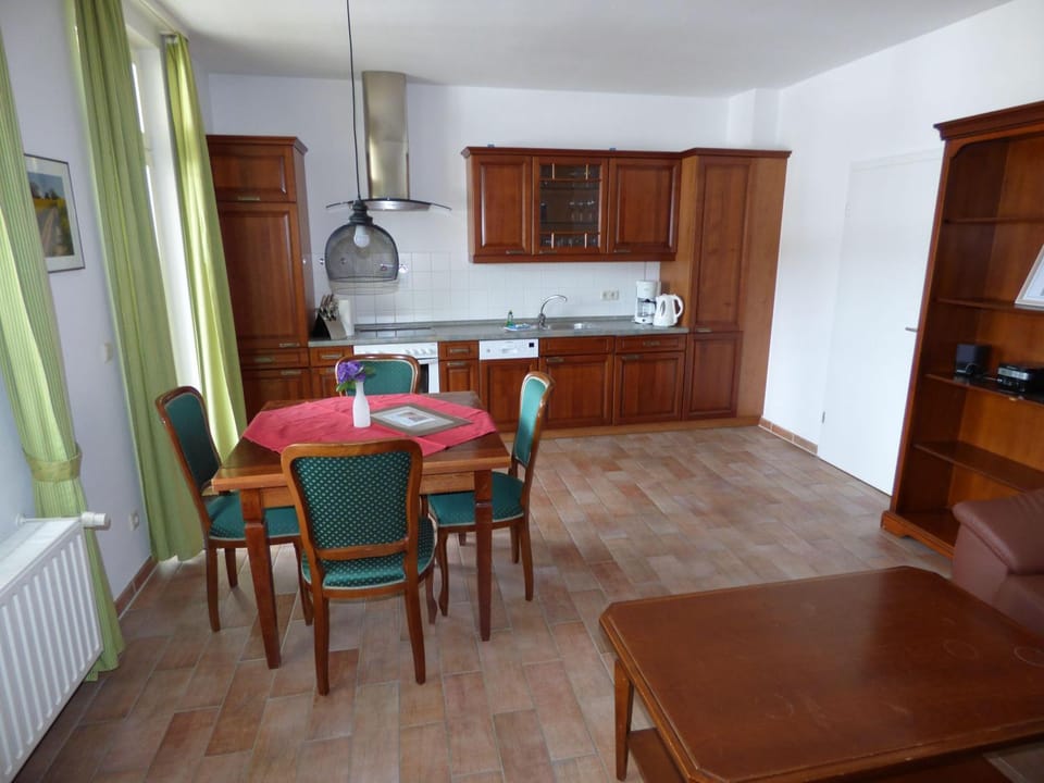 Villa-Loni-Ferienwohnung-7 Villa in Sellin
