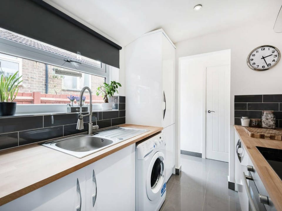 Coffee/tea facilities, Kitchen or kitchenette