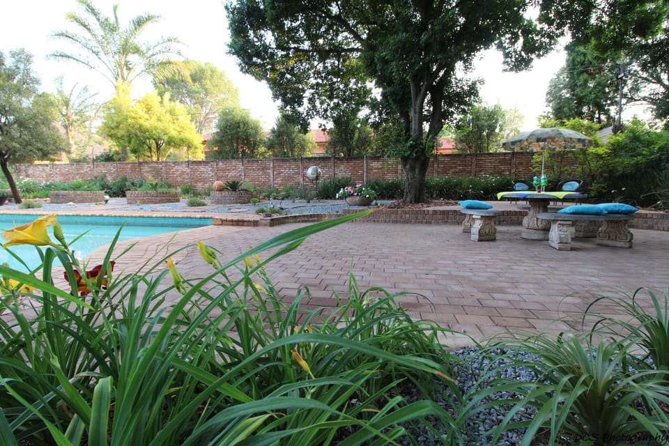 Floor plan, Swimming pool, Swimming pool