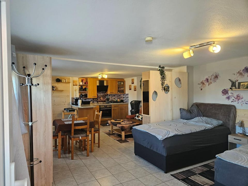 App-O2 1-2-Personen-23km-bis-Frankfurt-Nord Apartment in Hesse
