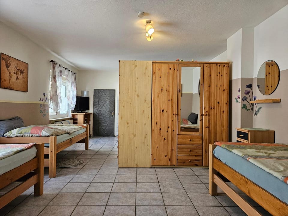 App-O1-2-3-Personen-23km-bis-Frankfurt-Nord Apartment in Hesse