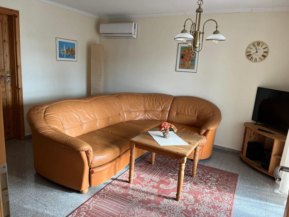 Haus-Koralle-Wohnung-rechts Apartment in Boltenhagen
